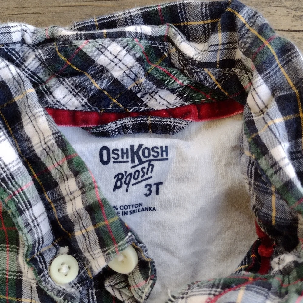 K) OshKosh B’gosh Boys Plaid Button-Down Shirt – Size 3T